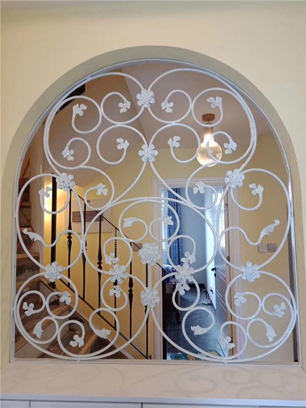 �M���Fˇ�o��